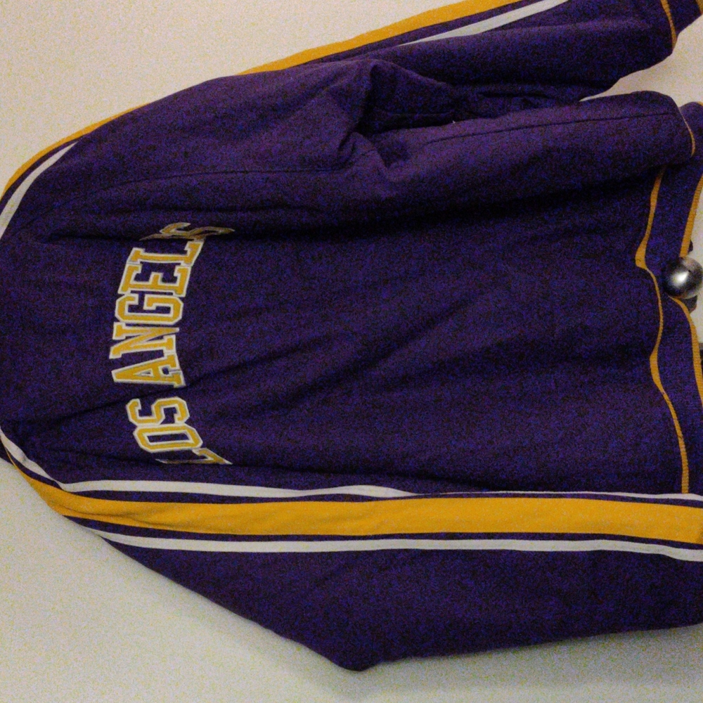 Men Lakers jacket - Picture 2 of 6